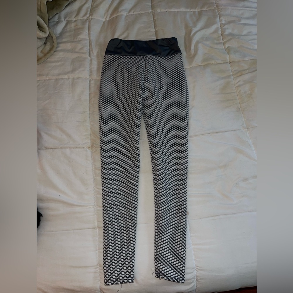 NC European and American Style Ladies Honeycomb Butt Scrunch Leggings